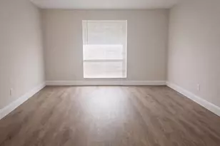 541 NE 48th St, Boca Raton, FL 33431 - Photo 3