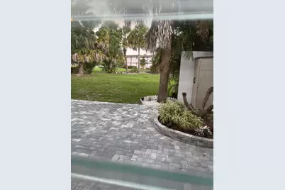 143 West Court, Royal Palm Beach, FL  - Photo 23