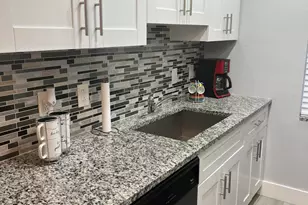 143 West Ct, Royal Palm Beach, FL - Photo 9