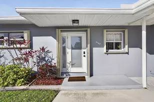 2948 SE Treasure Island Rd, Port Saint Lucie, FL 34952 - Photo 3