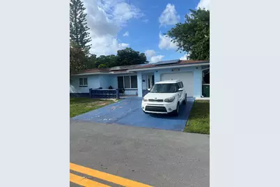 6717 NW 59th Street, Tamarac, FL 33321 - Photo 17