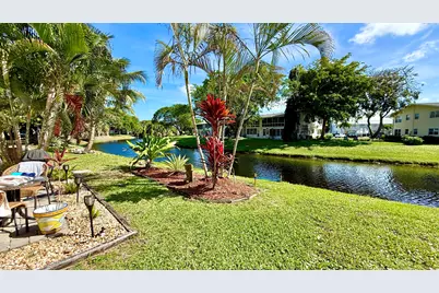 79 Lyndhurst D, Deerfield Beach, FL 33442 - Photo 1