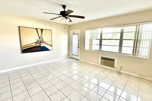 79 Lyndhurst D, Deerfield Beach, FL 33442 - Photo 7