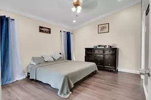 8203 NW 100th Way, Tamarac, FL 33321 - Photo 25