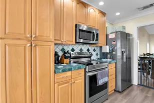 8203 NW 100th Way, Tamarac, FL 33321 - Photo 11