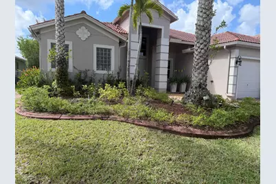 19486 N Coquina Way, Weston, FL 33332 - Photo 1