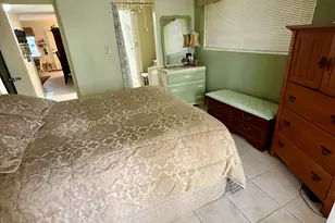 3402 Cynthia Ln, Lake Worth Beach, FL 33461 - Photo 7