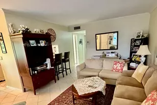 3402 Cynthia Ln, Lake Worth Beach, FL 33461 - Photo 3