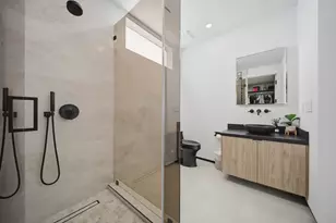 3304 NE 14th Ct, Fort Lauderdale, FL 33304 - Photo 35