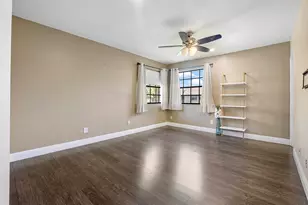 10723 NW 10th St, Pembroke Pines, FL 33026 - Photo 7