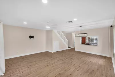 10723 NW 10th Street, Pembroke Pines, FL 33026 - Photo 5