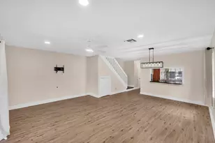 10723 NW 10th St, Pembroke Pines, FL 33026 - Photo 5