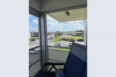 210 Horizon Street E, Boynton Beach, FL 33435 - Photo 11