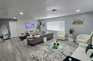5984 Orange Rd, West Palm Beach, FL 33413 - Photo 7