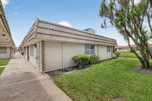 155 Seville G, Delray Beach, FL 33446 - Photo 17