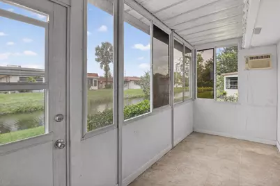 155 Seville G, Delray Beach, FL 33446 - Photo 7