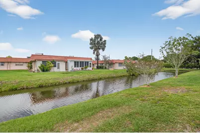 155 Seville G, Delray Beach, FL 33446 - Photo 11