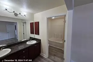 763 SW Hogan St, Port Saint Lucie, FL 34983 - Photo 17