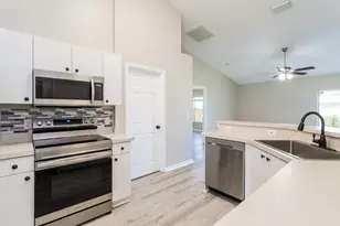 1141 SW Broadview St, Port Saint Lucie, FL 34983 - Photo 5