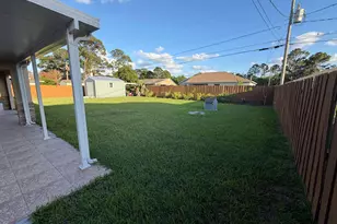 1742 SW Effland Ave, Port Saint Lucie, FL 34953 - Photo 17