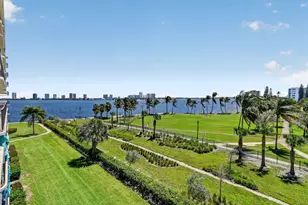 801 Lake Shore Dr, Lake Park, FL 33403 - Photo 33