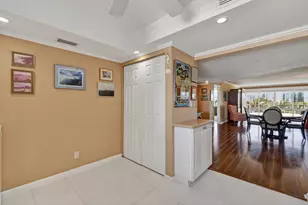 801 Lake Shore Dr, Lake Park, FL 33403 - Photo 17