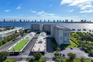 801 Lake Shore Dr, Lake Park, FL 33403 - Photo 39