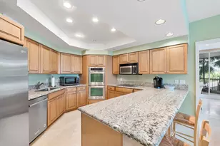 20320 Fairway Oaks Dr, Boca Raton, FL 33434 - Photo 17