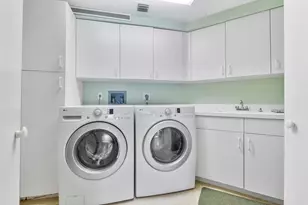 20320 Fairway Oaks Dr, Boca Raton, FL 33434 - Photo 31