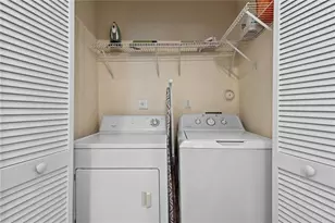 247 City View Dr, Fort Lauderdale, FL 33311 - Photo 13