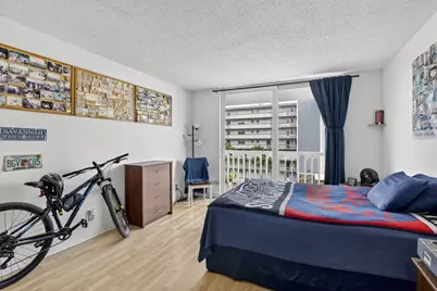 400 NE 12th Avenue #405, Hallandale Beach, FL 33009 - Photo 17