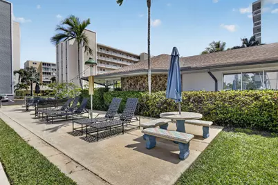 400 NE 12th Avenue #405, Hallandale Beach, FL 33009 - Photo 27