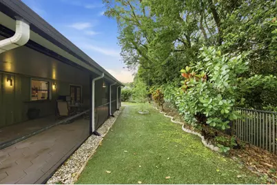 18546 Lake Bend Drive, Jupiter, FL 33458 - Photo 33