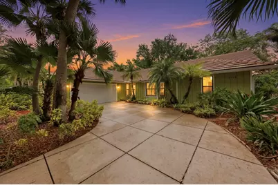 18546 Lake Bend Drive, Jupiter, FL 33458 - Photo 3