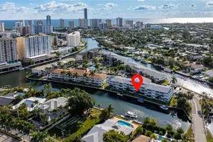 470 Paradise Isle Blvd, Hallandale Beach, FL 33009 - Photo 9