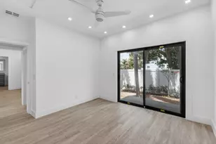 517 NW 1st St, Delray Beach, FL 33444 - Photo 13