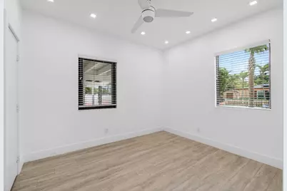 517 NW 1st Street, Delray Beach, FL 33444 - Photo 15