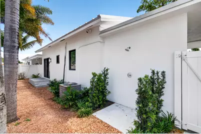 517 NW 1st Street, Delray Beach, FL 33444 - Photo 23