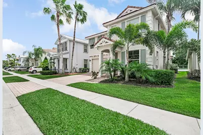160 Belle Grove Lane, West Palm Beach, FL 33411 - Photo 3