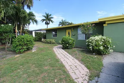 1645 W 31st Street, Riviera Beach, FL 33404 - Photo 1