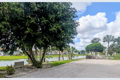 222 Somerset L, West Palm Beach, FL 33417 - Photo 13