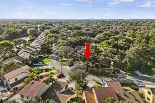 1089 Raintree Dr, Palm Beach Gardens, FL 33410 - Photo 37