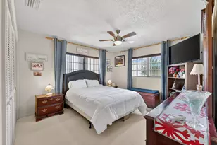 1211 NW 44th St, Deerfield Beach, FL 33064 - Photo 13