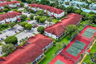 110 Half Moon Cir, Hypoluxo, FL 33462 - Photo 41