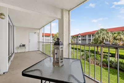 110 Half Moon Circle #D2, Hypoluxo, FL 33462 - Photo 27