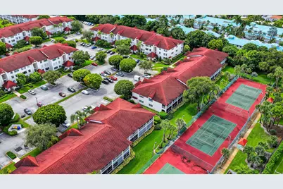 110 Half Moon Circle #D2, Hypoluxo, FL 33462 - Photo 41