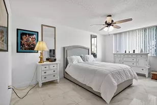 110 Half Moon Cir, Hypoluxo, FL 33462 - Photo 17
