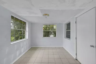 1645 W 31st Street, Riviera Beach, FL 33404 - Photo 11