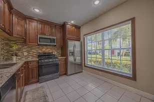 10931 Sea Hibiscus Ln, Tamarac, FL 33321 - Photo 7