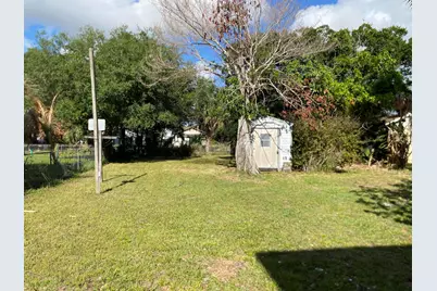 319 N 11th Street, Fort Pierce, FL 34950 - Photo 13